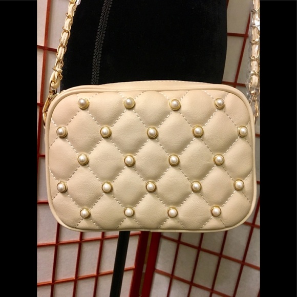 🔥Elegant Quilted Ivory Purse 👜 NWT🏷 - Picture 4 of 11